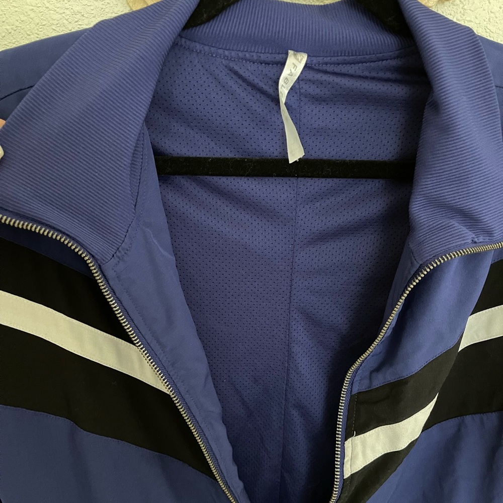 Fabletics Augustus Jacket - Picture 8 of 9